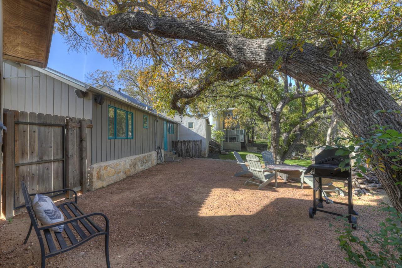 406 Lodge-A: Hot-Tub & 2 Blks To Main St Fredericksburg Exterior photo